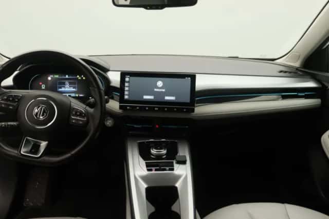 MG MG5 (2022) thumbnail 8