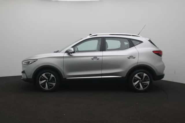 MG ZS EV (2023) thumbnail 4