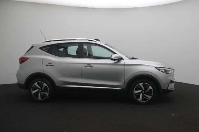 MG ZS EV (2023) thumbnail 6