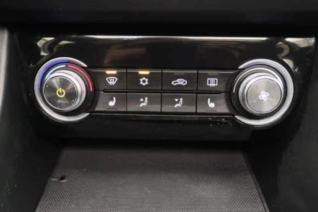 MG ZS EV (2021) thumbnail 11