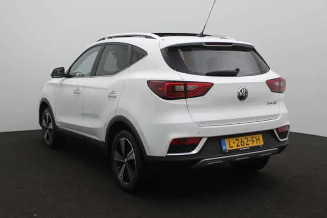MG ZS EV (2021) thumbnail 3