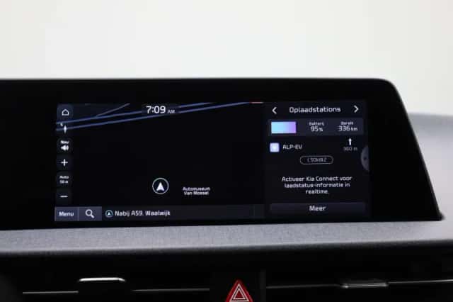 Kia EV6 (2022) thumbnail 17