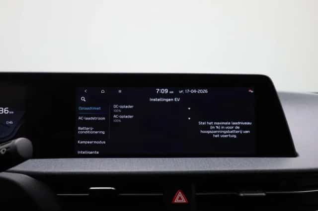 Kia EV6 (2022) thumbnail 23
