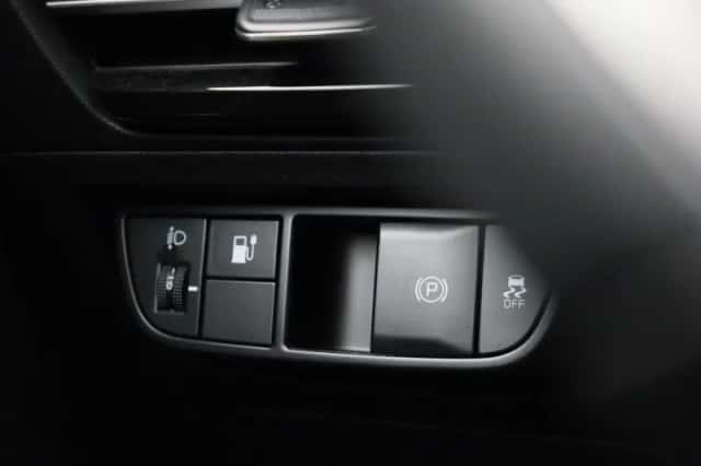 Kia EV6 (2022) thumbnail 34