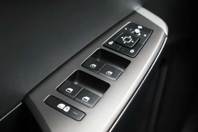 Kia EV6 (2022) thumbnail 36