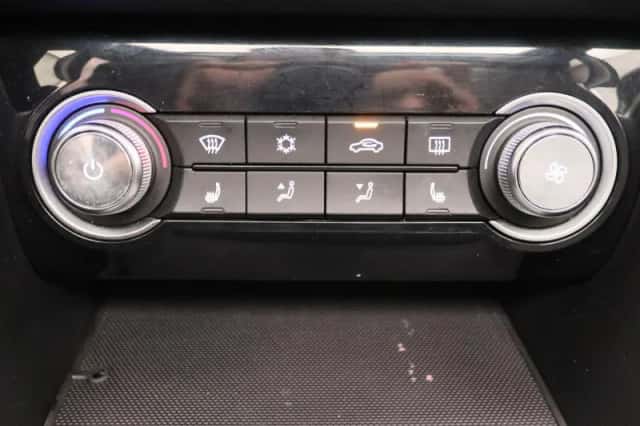 MG ZS EV (2021) thumbnail 11