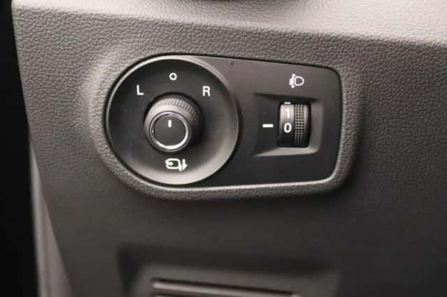 MG ZS EV (2021) thumbnail 22
