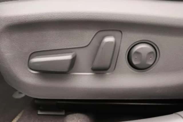 Hyundai Ioniq (2018) thumbnail 15