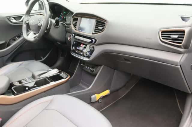 Hyundai Ioniq (2018) thumbnail 27