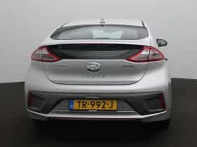 Hyundai Ioniq (2018) thumbnail 6