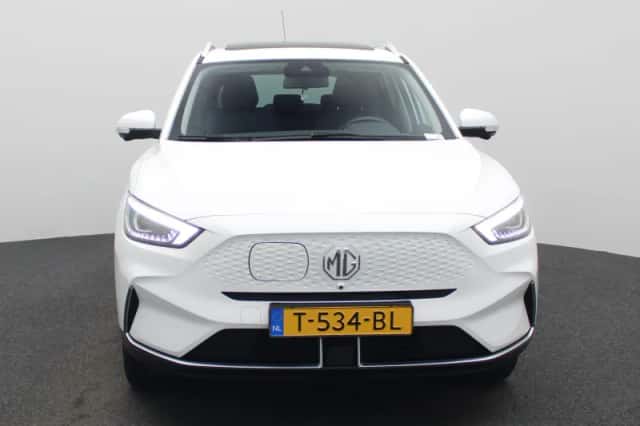 MG ZS EV (2023) thumbnail 4