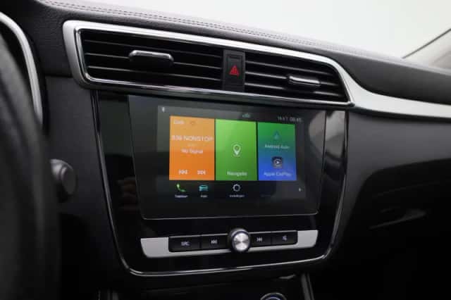 MG ZS EV (2020) thumbnail 16