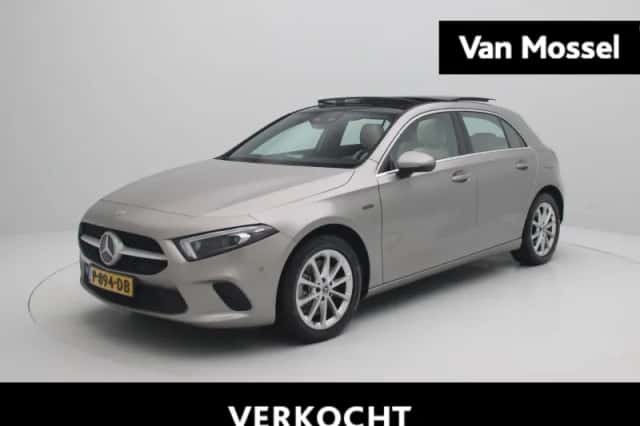 Mercedes-Benz A-Klasse (2020) thumbnail 1
