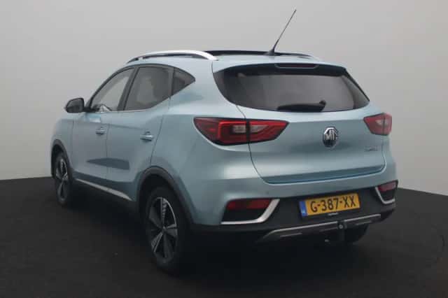 MG ZS EV (2019) thumbnail 2