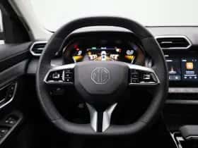 MG ZS (2025) thumbnail 8