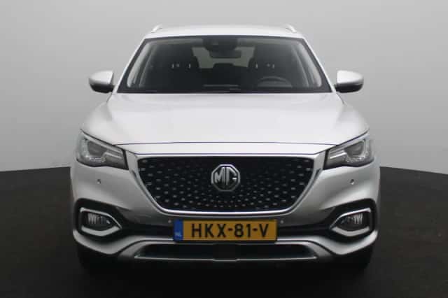 MG MG HS (2022) thumbnail 4