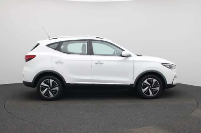 MG ZS EV (2022) thumbnail 6