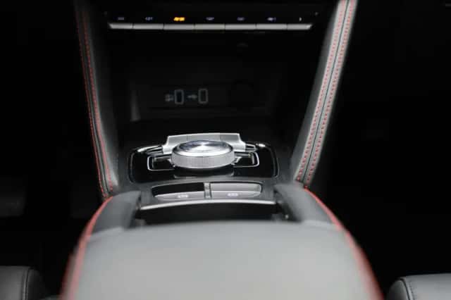 MG ZS EV (2023) thumbnail 6