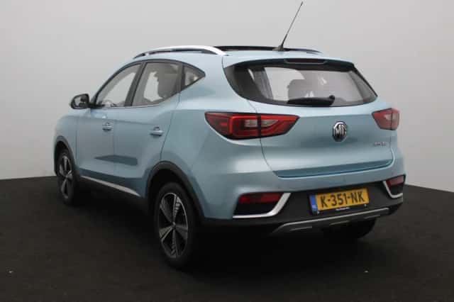 MG ZS EV (2021) thumbnail 3