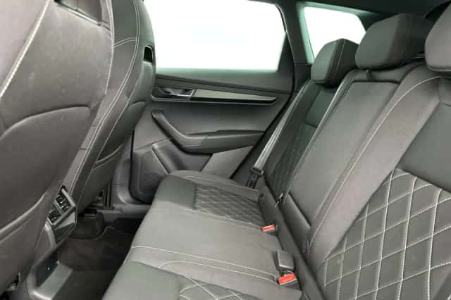 Škoda Karoq (2020) thumbnail 24