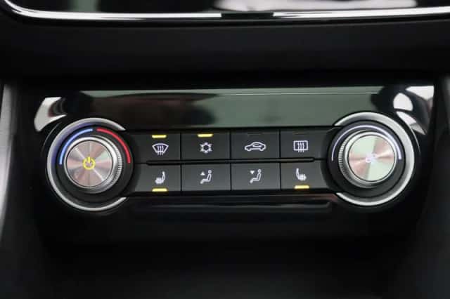 MG ZS EV (2021) thumbnail 18