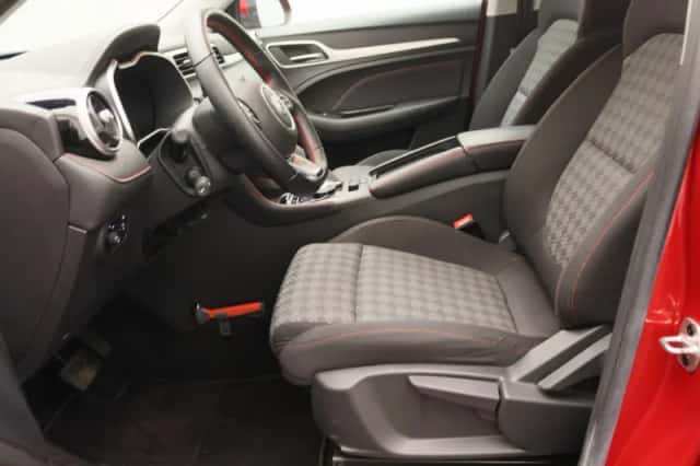 MG ZS EV (2023) thumbnail 12