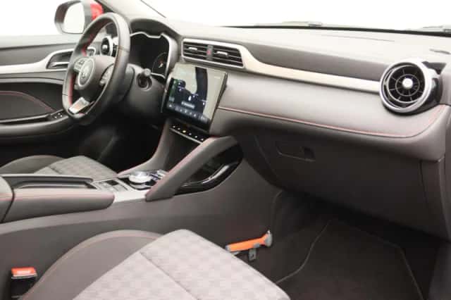 MG ZS EV (2023) thumbnail 22