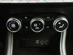 Renault Captur (2020) thumbnail 15