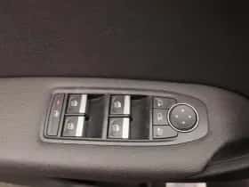 Renault Captur (2020) thumbnail 25