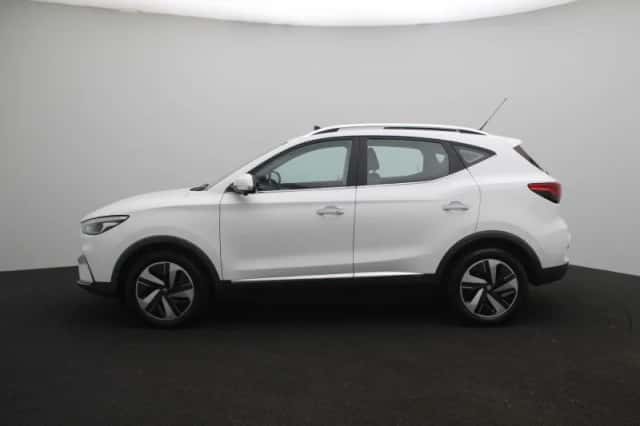 MG ZS EV (2022) thumbnail 3