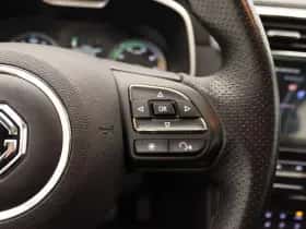MG ZS EV (2021) thumbnail 18