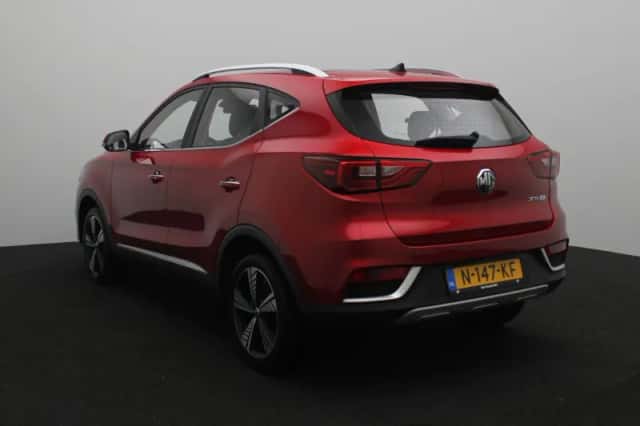 MG ZS EV (2021) thumbnail 3