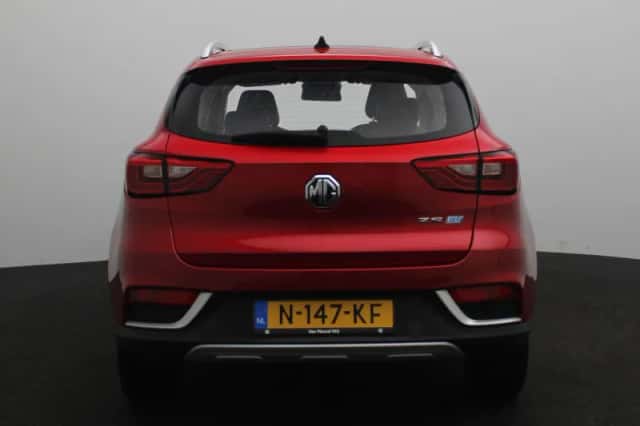MG ZS EV (2021) thumbnail 6