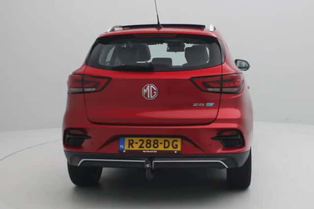 MG ZS EV (2022) thumbnail 6