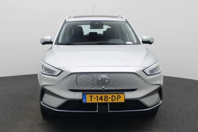 MG ZS EV (2023) thumbnail 4