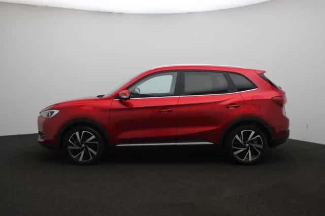 MG ZS (2025) thumbnail 5
