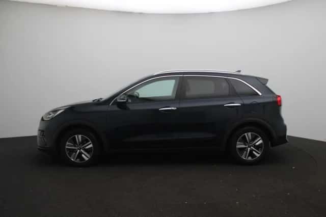 Kia Niro (2022) thumbnail 5