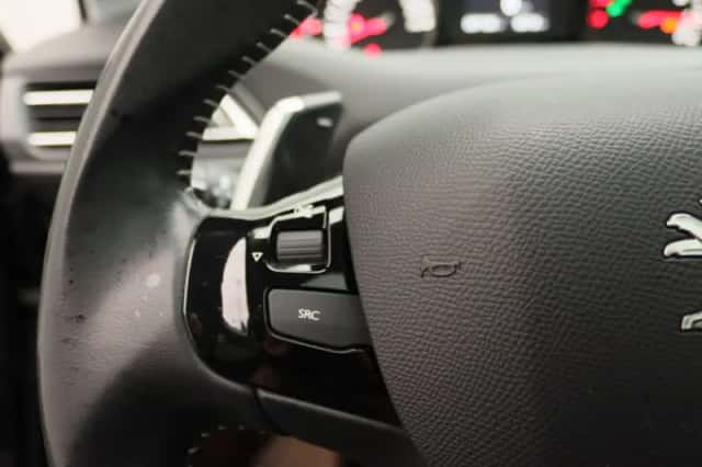 Peugeot 308 (2020) thumbnail 18