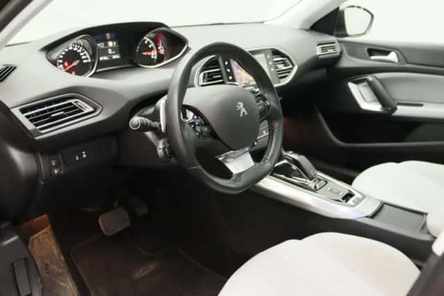 Peugeot 308 (2020) thumbnail 21