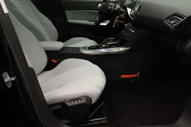 Peugeot 308 (2020) thumbnail 23