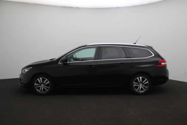 Peugeot 308 (2020) thumbnail 4