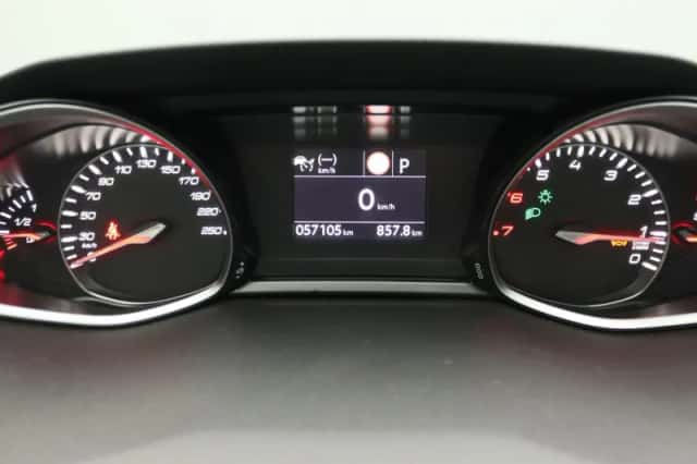 Peugeot 308 (2020) thumbnail 8