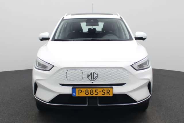 MG ZS EV (2022) thumbnail 3