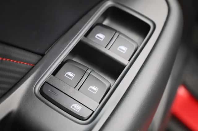 MG ZS EV (2023) thumbnail 30