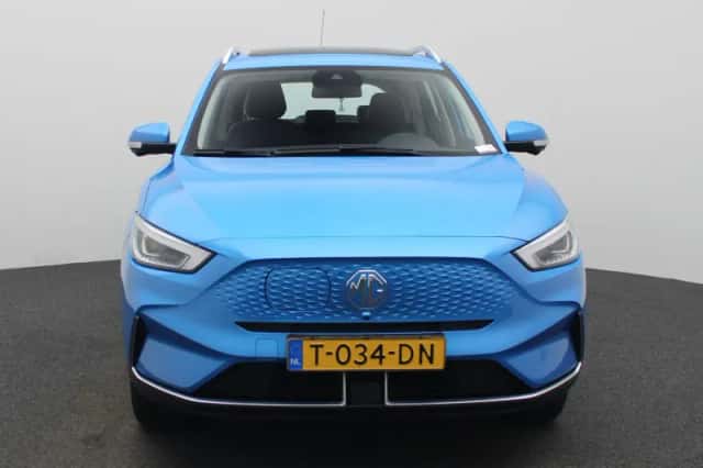 MG ZS EV (2023) thumbnail 3