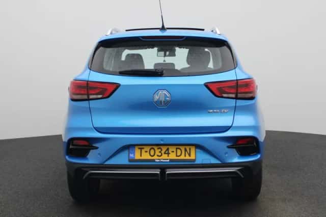 MG ZS EV (2023) thumbnail 5