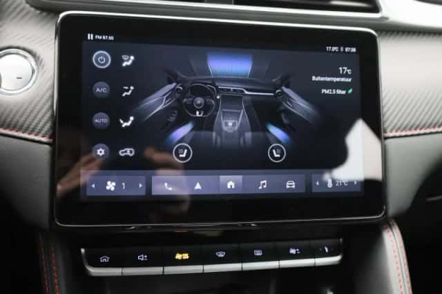 MG ZS EV (2023) thumbnail 18