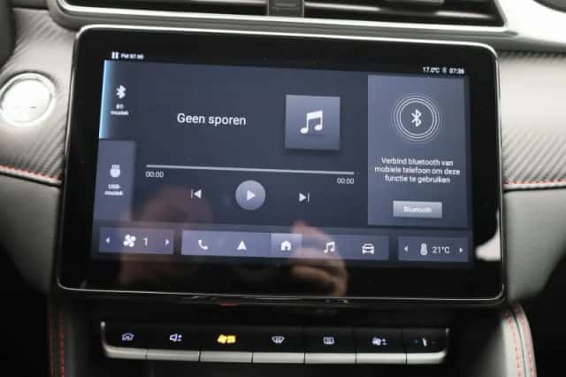 MG ZS EV (2023) thumbnail 23