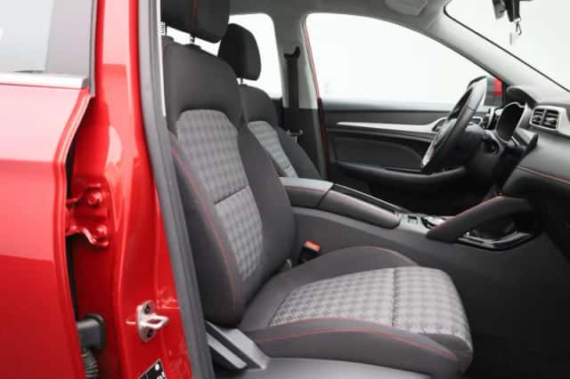 MG ZS EV (2023) thumbnail 33
