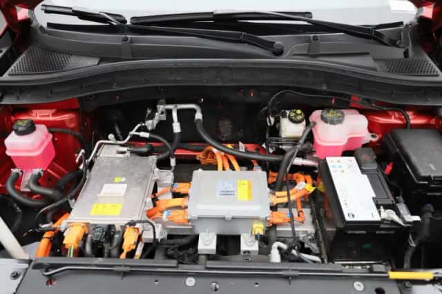 MG ZS EV (2023) thumbnail 36